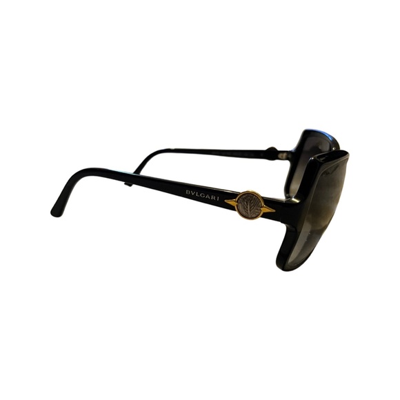 Sunglasses - Picture 2 of 2